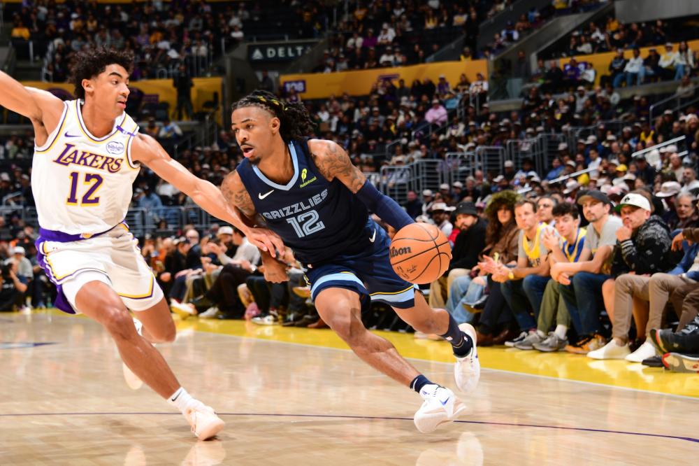 均在伯恩茅 均在伯恩茅