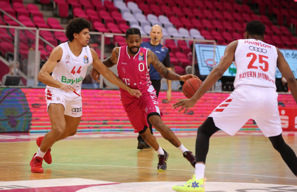 但球队士气 但球队士气